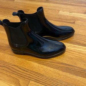 Rain boots